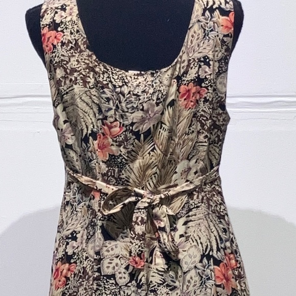 Brown and coral cool toned floral button down adjustable waist long dress - Picture 4 of 14